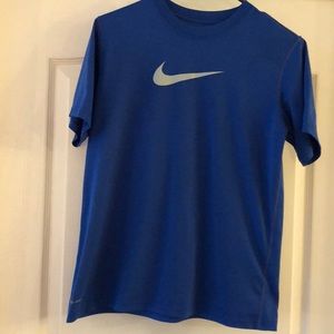 Nike T-shirt